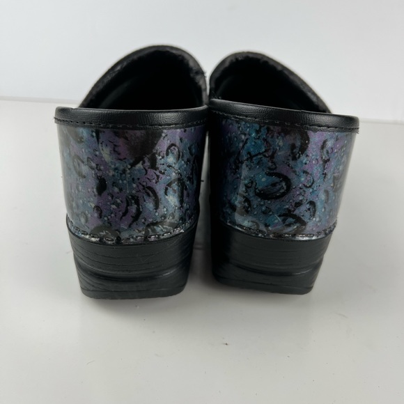 DANSKO Iridescent Silver Purple Bubbles Water Drop Professional Clogs SZ 38 - Picture 4 of 10